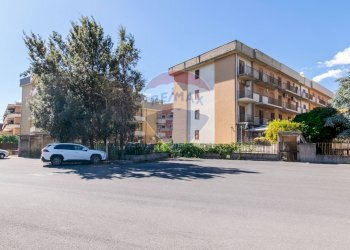 Edificio all\'aperto - Appartamento Via Etnea
 
192, Carlentini - foto 45