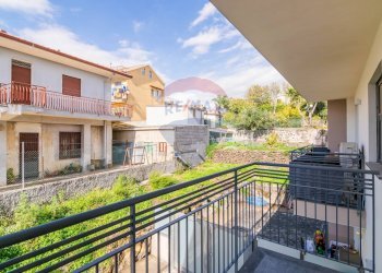 Balcone - Trilocale Via Sottotenente Vincenzo Barbagallo
 
56 bis, Acireale - foto 26