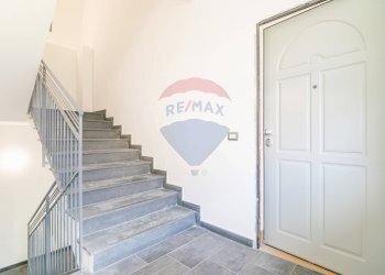 Scale - Trilocale Via Sottotenente Vincenzo Barbagallo
 
56 bis, Acireale - foto 8