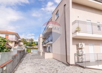 Edificio all\'aperto - Trilocale Via Sottotenente Vincenzo Barbagallo
 
56 bis, Acireale - foto 28