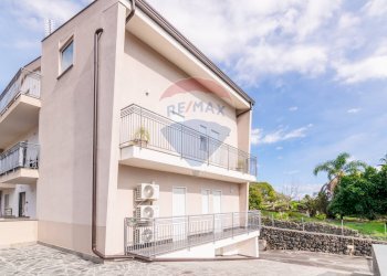 Edificio all\'aperto - Trilocale Via Sottotenente Vincenzo Barbagallo
 
56 bis, Acireale - foto 29