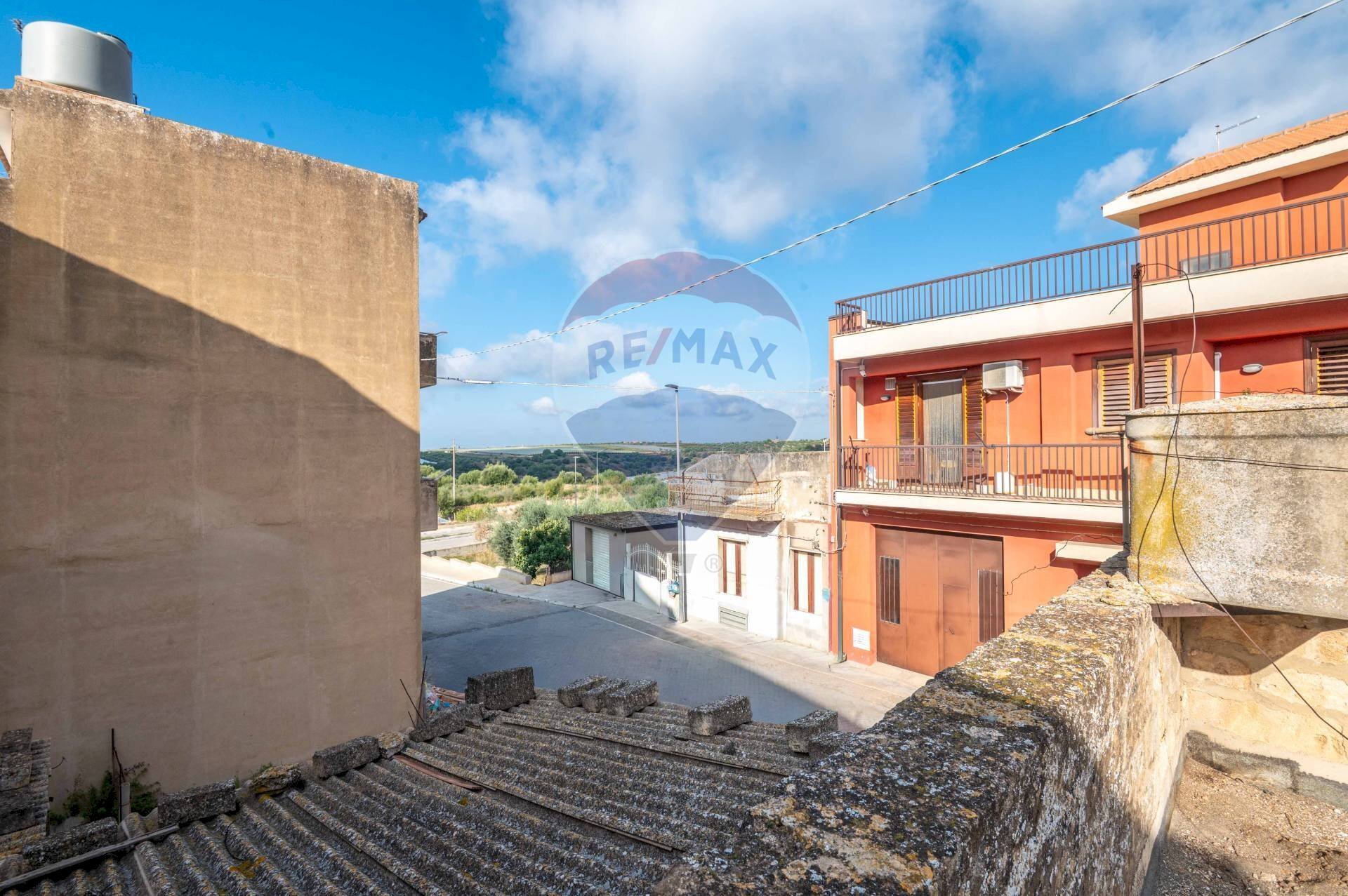 Edificio all\'aperto - Independent house Via Vittorio Veneto
 
27, Mazzarrone - photo 3