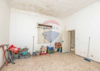 Stanza vuota - Casa indipendente Via Vittorio Veneto
 
27, Mazzarrone - foto 11