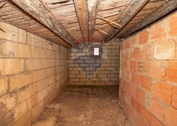 Non correlato - Casa indipendente Via Vittorio Veneto
 
27, Mazzarrone - foto 18