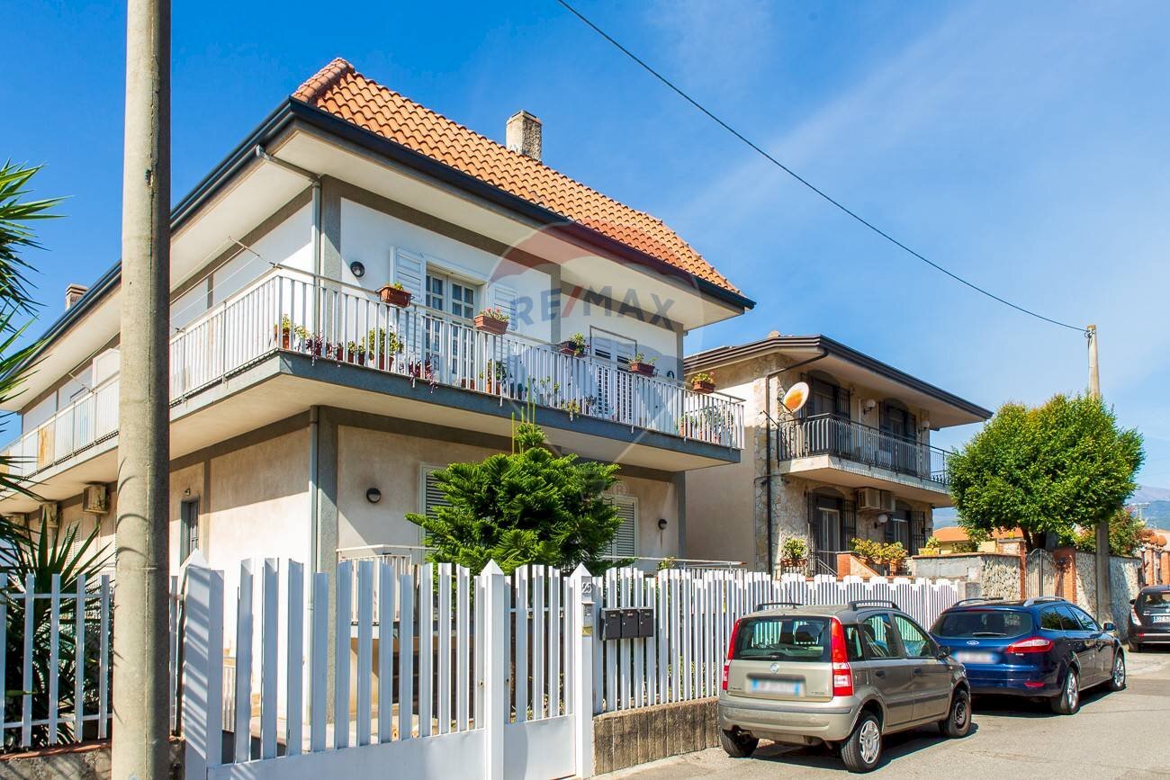 Casa all\'aperto - Appartamento Via Aquila
25, San Giovanni la Punta - foto 2