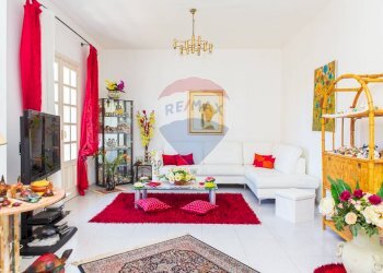 Soggiorno - Appartamento Via Aquila
 
25, San Giovanni la Punta - foto 13