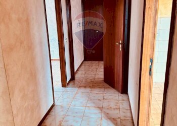 Hall / corridoio - Appartamento Via IV Novembre
 
33, Aci Catena - foto 9