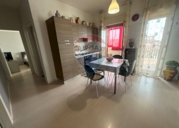 Sala da pranzo - Quadrilocale Via Santa Maria la Stella
 
60, Aci Sant'Antonio - foto 15