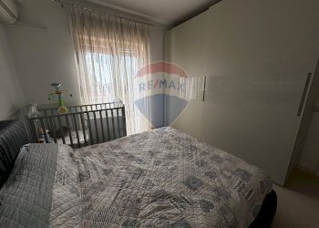 Camera / camera da letto - Quadrilocale Via Santa Maria la Stella
 
60, Aci Sant'Antonio - foto 36