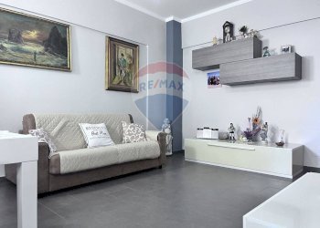 Soggiorno - Trilocale via  Sebastopoli
 
15, Pomezia - foto 1