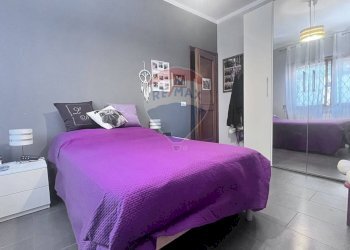 Camera / camera da letto - Trilocale via  Sebastopoli
 
15, Pomezia - foto 11