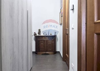 Hall / corridoio - Trilocale via  Sebastopoli
 
15, Pomezia - foto 13