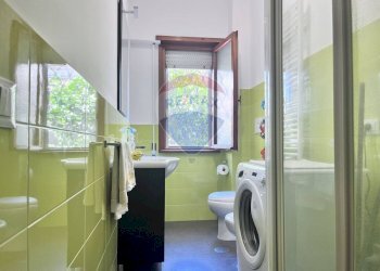 Bagno - Trilocale via  Sebastopoli
 
15, Pomezia - foto 14