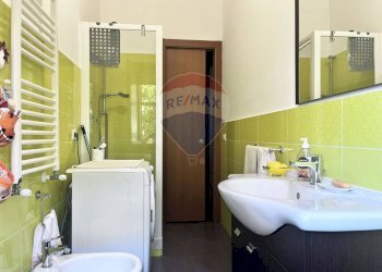 Bagno - Trilocale via  Sebastopoli
 
15, Pomezia - foto 15