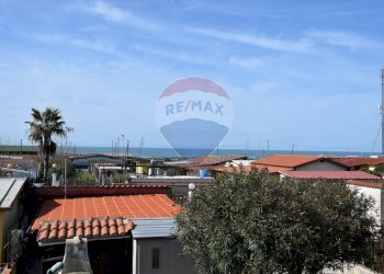 Edificio all\'aperto - Villa Via Calabria
 
73, Ardea - foto 15