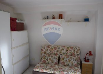 Camera / camera da letto - Villa Via Calabria
 
73, Ardea - foto 24