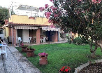 Casa all\'aperto - Villa Via Calabria
 
73, Ardea - foto 2