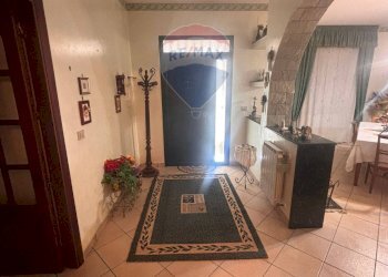 Hall / corridoio - Villa c.da cozzo filonero
 
4, Augusta - foto 35