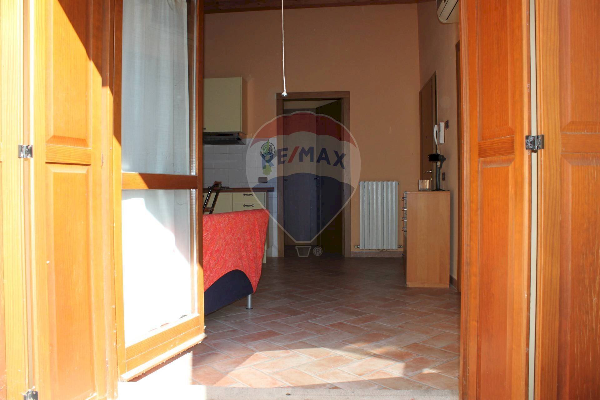 Hall / corridoio - Two-room apartment Via Cavallotti
 
21, Viadana - photo 1