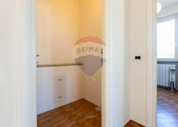 Hall / corridoio - Independent house Strada Pelosa
 
179, Fiorenzuola d'Arda - photo 23