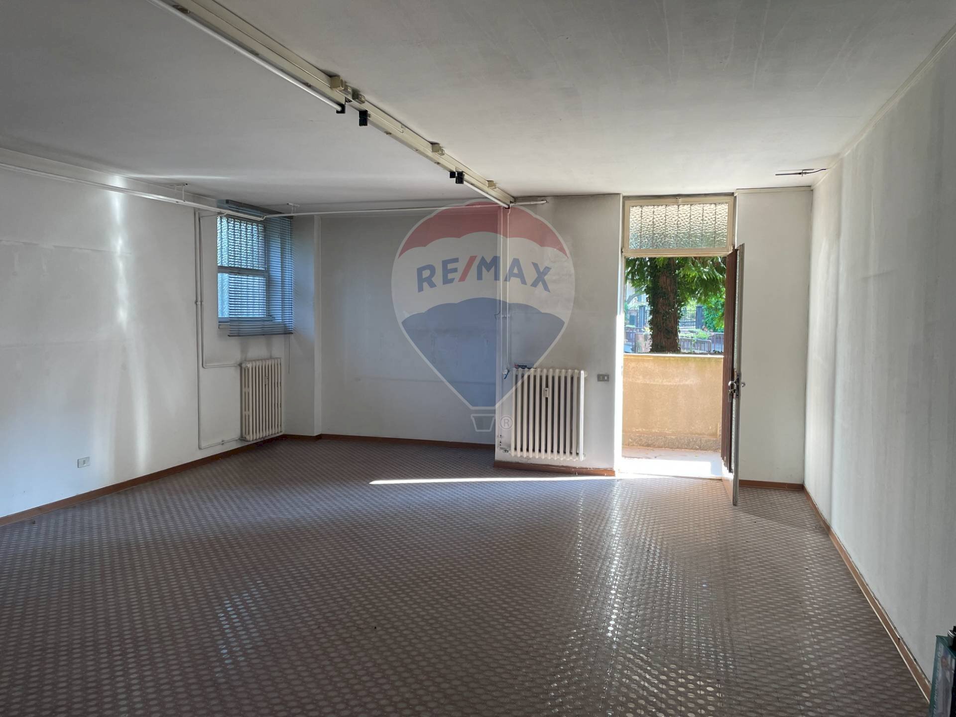 Stanza vuota - Office Via Virgilio
 
66, Varese - photo 2