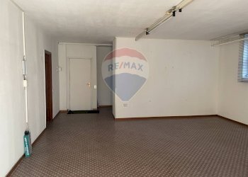 Stanza vuota - Office Via Virgilio
 
66, Varese - photo 4