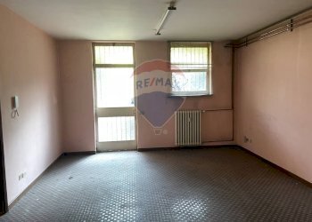 Stanza vuota - Office Via Virgilio
 
66, Varese - photo 8