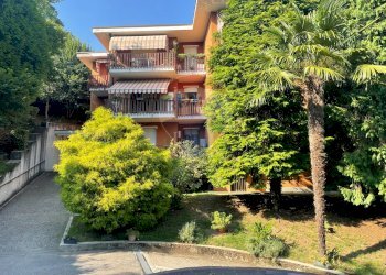 Casa all\'aperto - Office Via Virgilio
 
66, Varese - photo 1