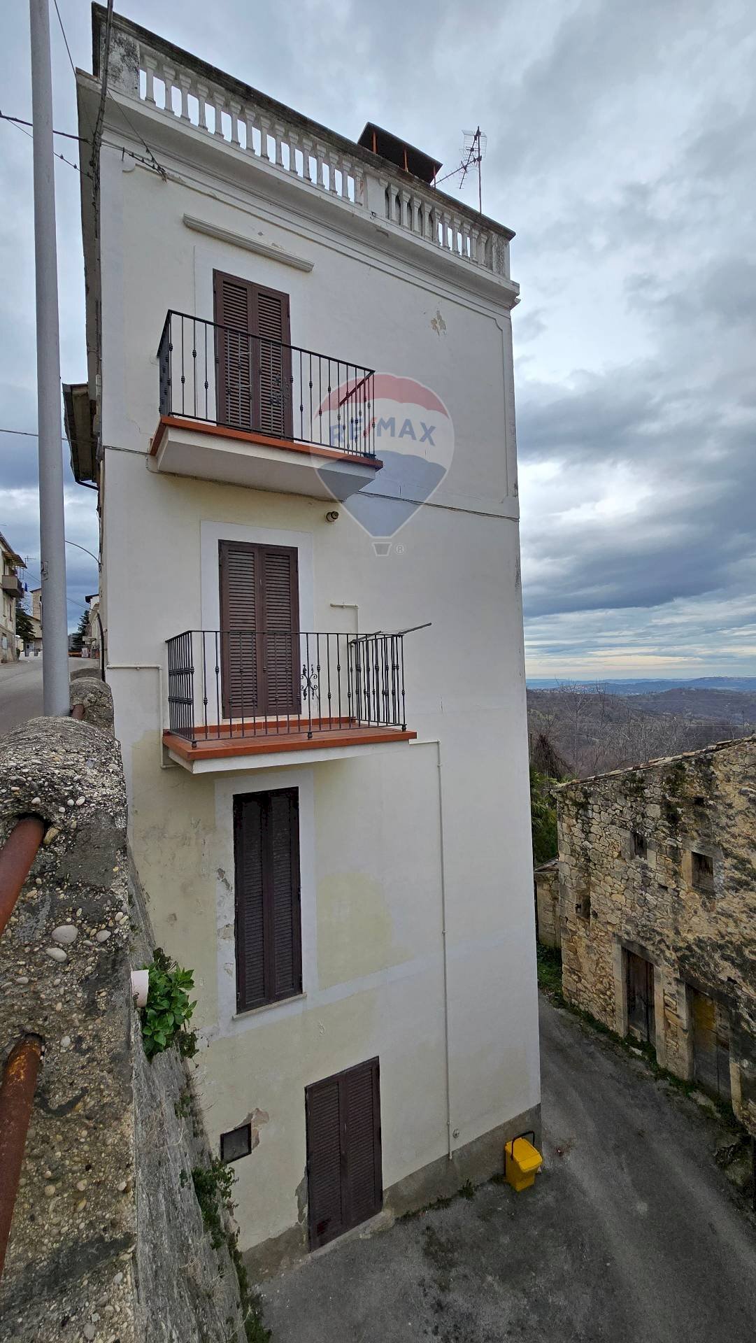 Edificio all\'aperto - Independent house Via Casere
83, Pretoro - photo 3