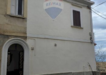 Edificio all\'aperto - Casa indipendente Via Casere
 
83, Pretoro - foto 5