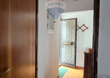 Hall / corridoio - Casa indipendente Via Casere
 
83, Pretoro - foto 6