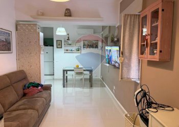 Sala da pranzo - Quadrilocale Via Francesco Maria Maggio
 
12, Palermo - foto 6