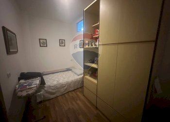 Camera / camera da letto - Casa semi indipendente Via Romagna
 
54, Gallarate - foto 16