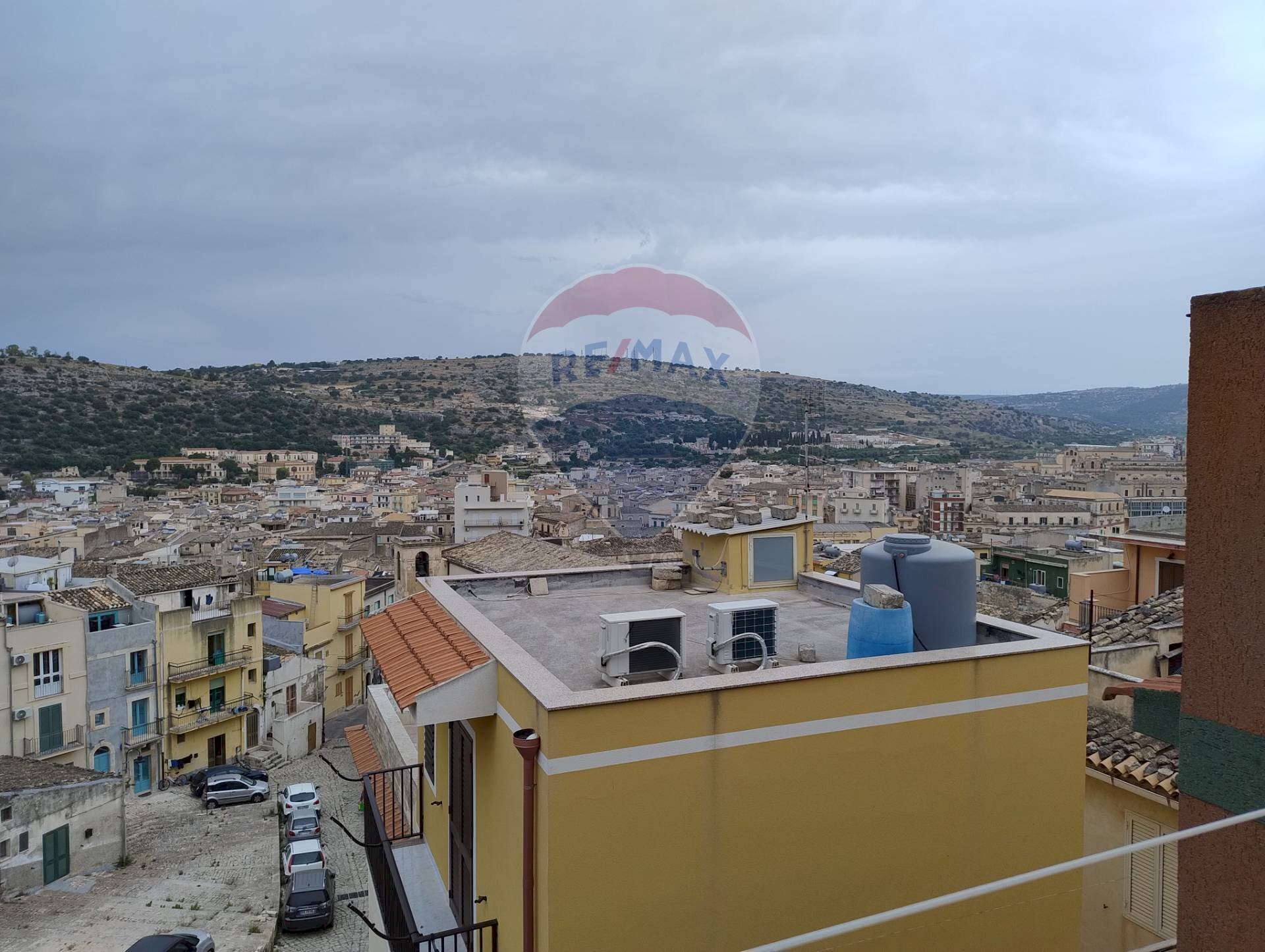 Edificio all\'aperto - Casa indipendente VIA SAN MARCO
 
13, Scicli - foto 1