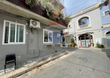 Edificio all\'aperto - Attività Commerciale via vespucci
 
6, Ragusa - foto 23