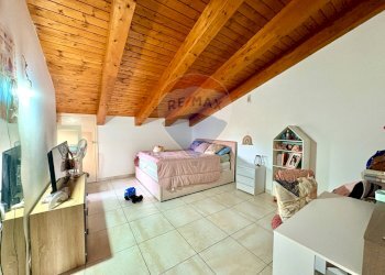 Camera / camera da letto - Attico Via Mazzini
 
16, Mazzarrone - foto 6