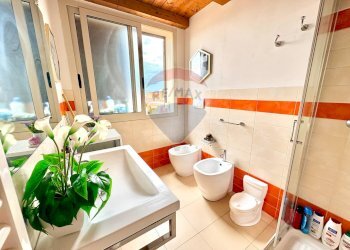 Bagno - Attico Via Mazzini
 
16, Mazzarrone - foto 9