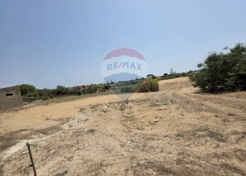 Vista delle montagne - Terreno agricolo via delle rose
 
sn, Ispica - foto 6