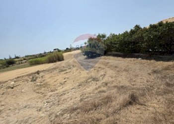 Vista delle montagne - Terreno agricolo via delle rose
 
sn, Ispica - foto 8
