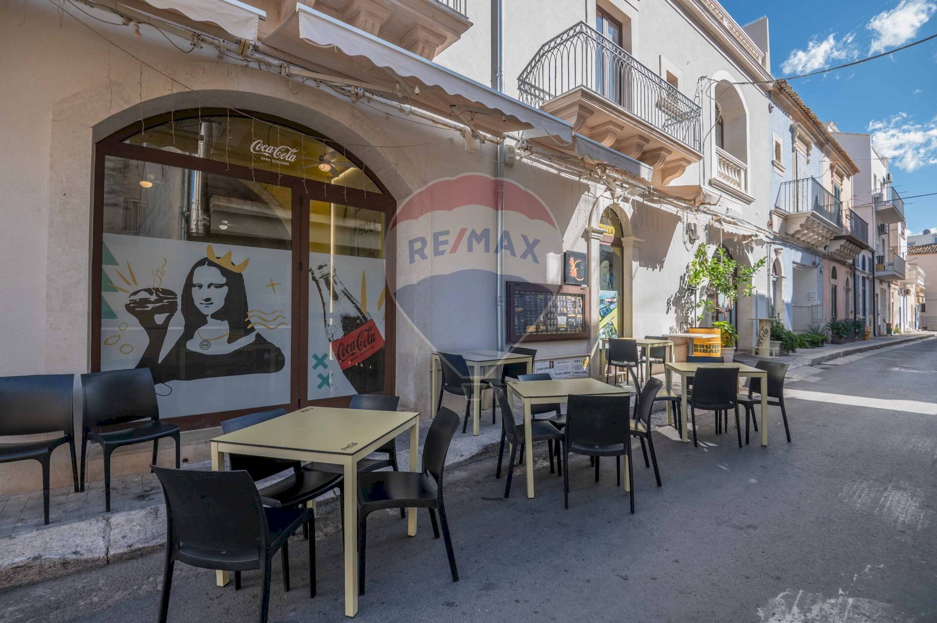 Terrazza - Locale Commerciale via Amerigo Vespucci
 
9, Ragusa - foto 1