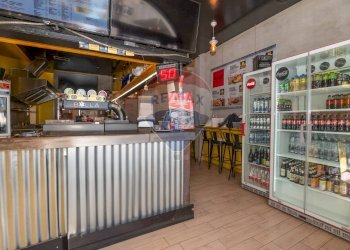 Cucina - Locale Commerciale via Amerigo Vespucci
9, Ragusa - foto 18