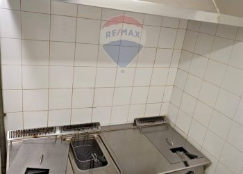 Cucina - Locale Commerciale via Amerigo Vespucci
9, Ragusa - foto 35