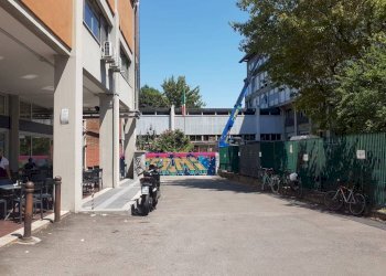 Cortile interno - Box via Giuseppe Mazzini, 170, Bologna (zona Mazzini) - foto 14