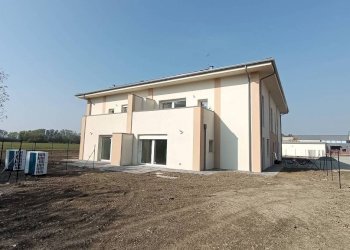 Facciata - Quadrilocale San Giovanni in Persiceto - foto 3