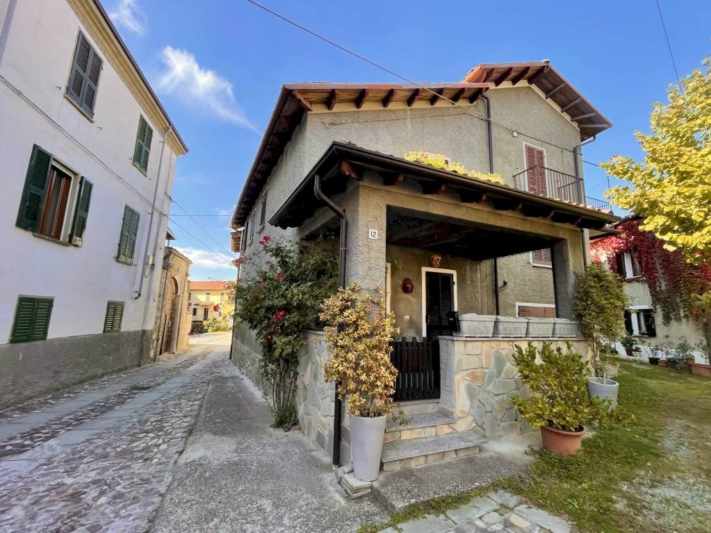 Facciata - Casa indipendente via Dusio, Gremiasco - foto 1