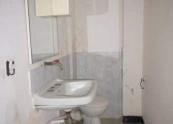 Bagno - Negozio via San Bartolomeo del Fossato, 4r, Genova (zona Sampierdarena) - foto 7