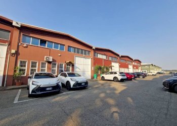 Facciata - Capannone via delle Industrie, Arese - foto 19