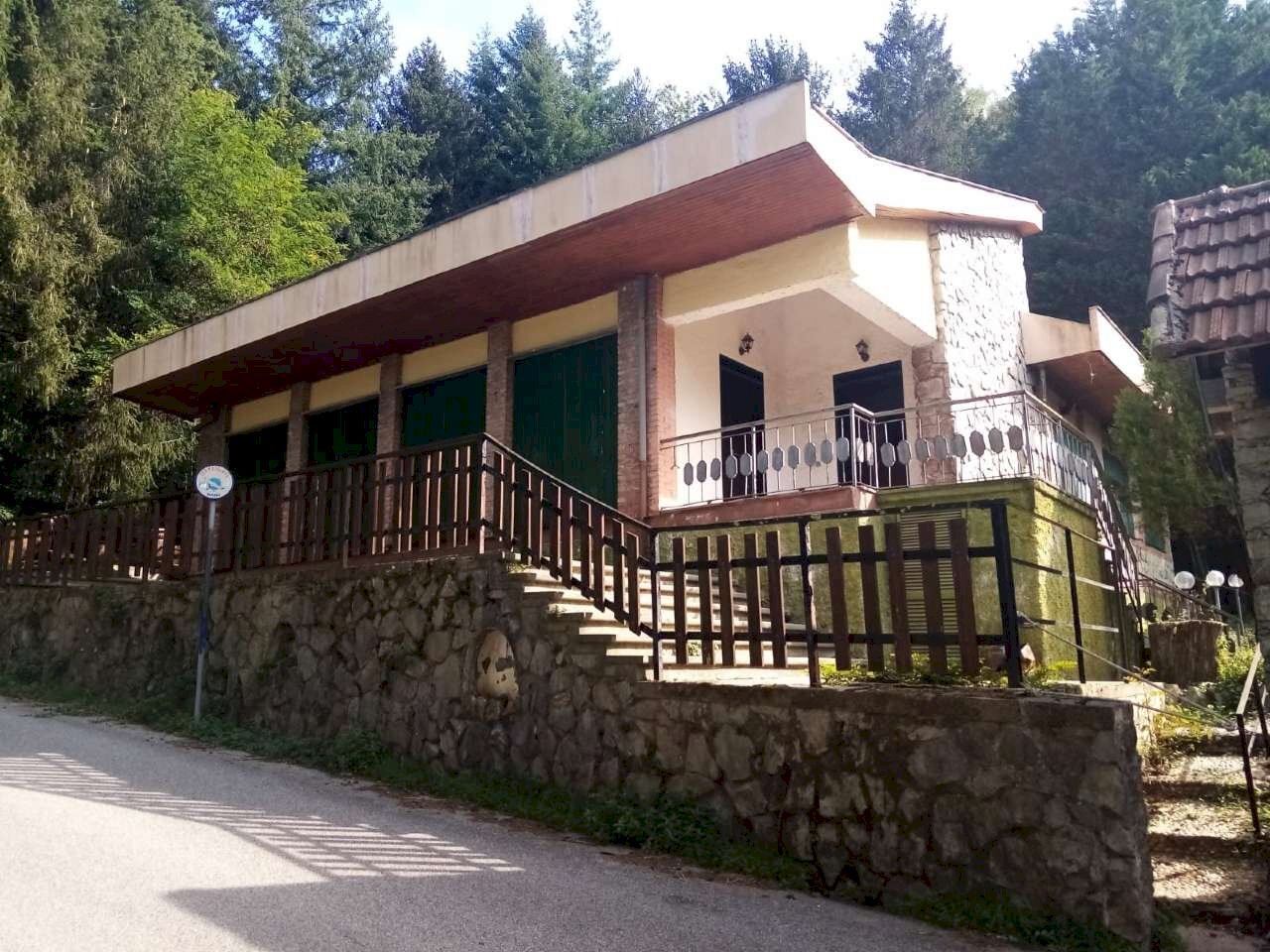 Negozio VIA CARBONE, Bargagli - foto 1