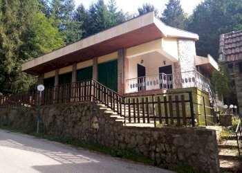 Negozio VIA CARBONE, Bargagli - foto 1