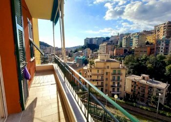 APPARTAMENTO RISTRUTTURATO IN VENDITA GENOVA QUEZZ - Trilocale via Tarciso Donati, Genova (zona Quezzi) - foto 1